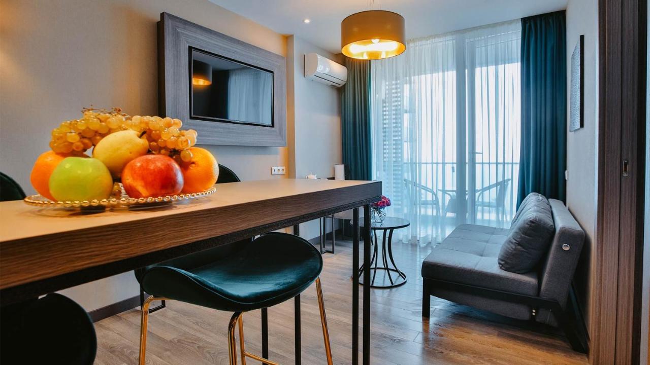Sunrise Apart-Hotel Batoumi Extérieur photo